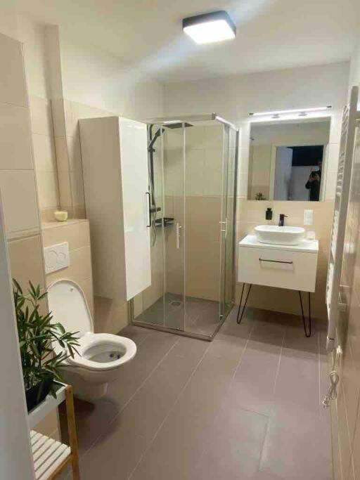 Moderne Wohnung In Der Toplage Inkl. Garage Viyana Dış mekan fotoğraf